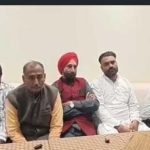कांग्रेस हाईकमान द्वारा उधम सिंह नगर जिला अध्यक्ष फिर से हिमांशु गाबा और रुद्रपुर महानगर प्रभारी पद पर ममता रानी की नियुक्ति के बाद पार्टी में असंतोष भड़क उठा है। स्थानीय पार्षदों ने प्रेस वार्ता कर कहा कि यह फैसला संगठन को कमजोर करेगा। उन्होंने चेतावनी दी कि सुधार नहीं हुआ तो सदस्यता छोड़ देंगे। वहीं, कुछ कार्यकर्ताओं ने इसे केंद्रीय नेतृत्व की रणनीति बताया। दोनों पक्षों की बयानबाज़ी से कांग्रेस में गुटबाज़ी खुलकर सामने आ गई है।